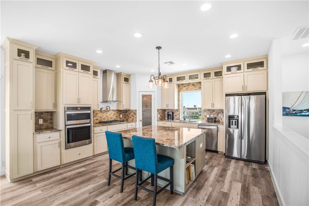 121 Beach view estates, Port Aransas, TX 78373 — photo 4