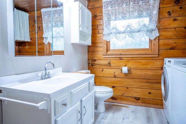 N11380 10th Avenue, Necedah, WI 54646