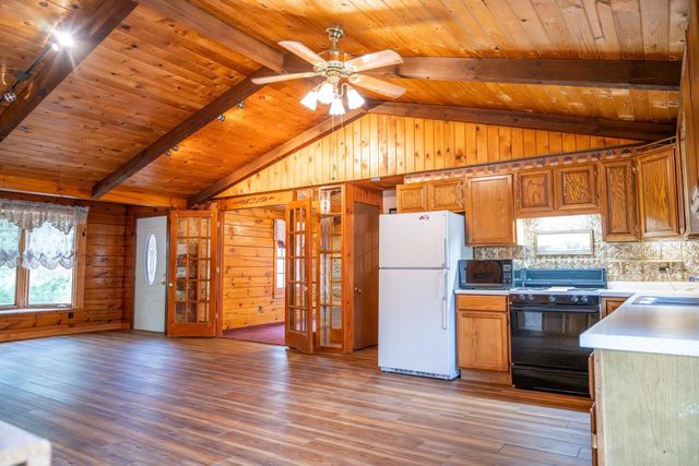 N11380 10th Avenue, Necedah, WI 54646