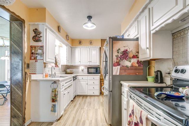616 Kingston Drive, Yukon, OK 73099