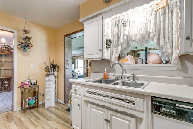 616 Kingston Drive, Yukon, OK 73099