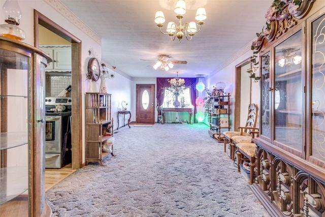 616 Kingston Drive, Yukon, OK 73099
