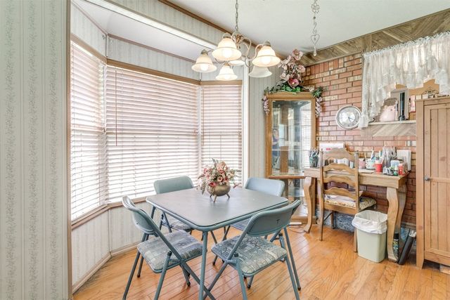 616 Kingston Drive, Yukon, OK 73099