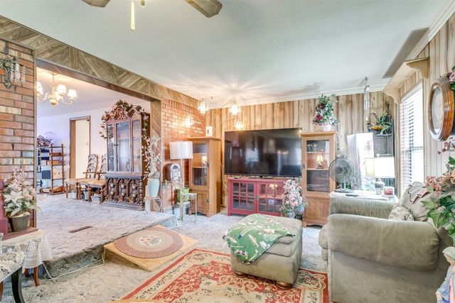 616 Kingston Drive, Yukon, OK 73099