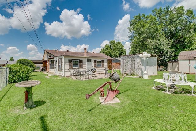 616 Kingston Drive, Yukon, OK 73099