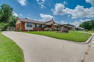 616 Kingston Drive, Yukon, OK 73099