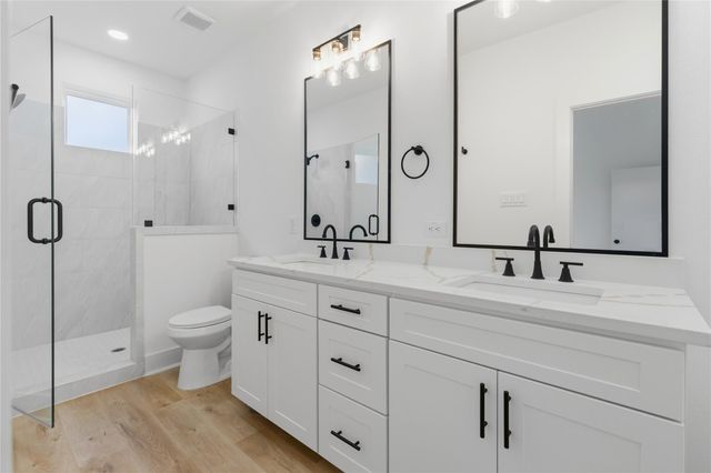 812 Elkhart Street A, Houston, TX 77091