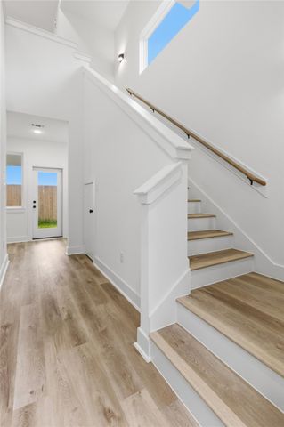 812 Elkhart Street A, Houston, TX 77091