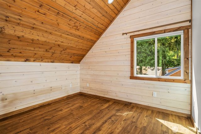 315 NW Lake Roesiger Road, Snohomish, WA 98290