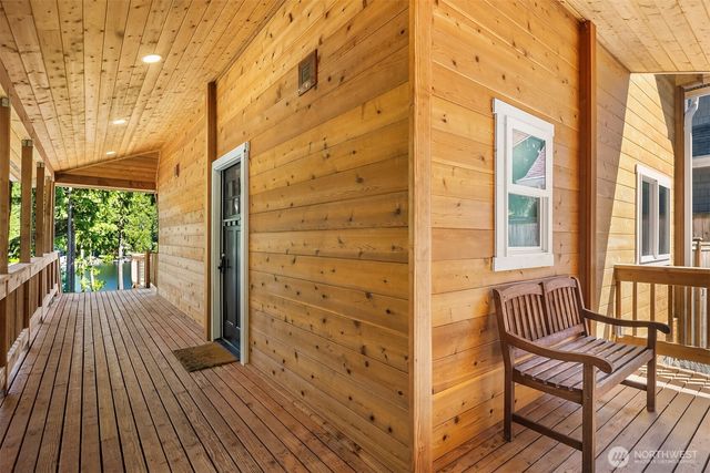 315 NW Lake Roesiger Road, Snohomish, WA 98290
