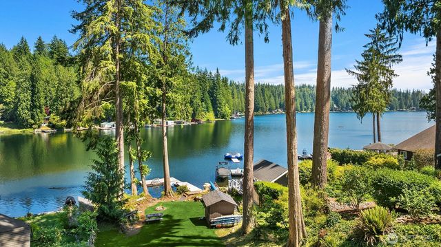 315 NW Lake Roesiger Road, Snohomish, WA 98290
