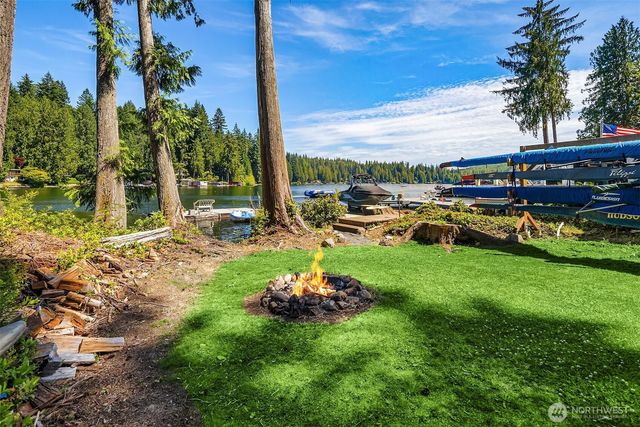 315 NW Lake Roesiger Road, Snohomish, WA 98290