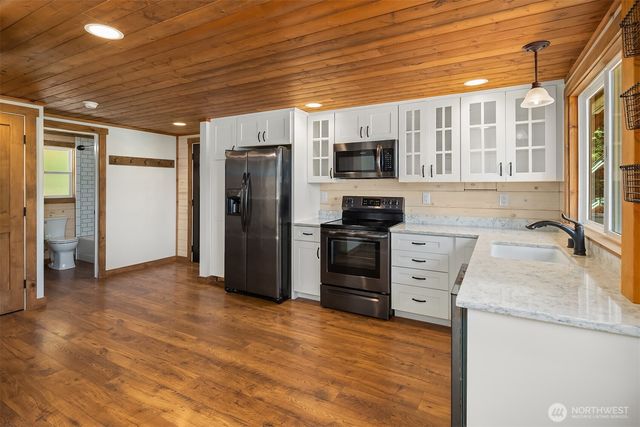 315 NW Lake Roesiger Road, Snohomish, WA 98290
