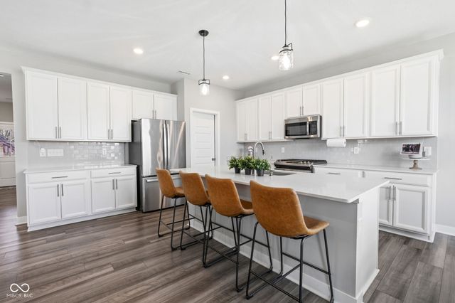 5401 W Stream Drive, Mccordsville, IN 46055