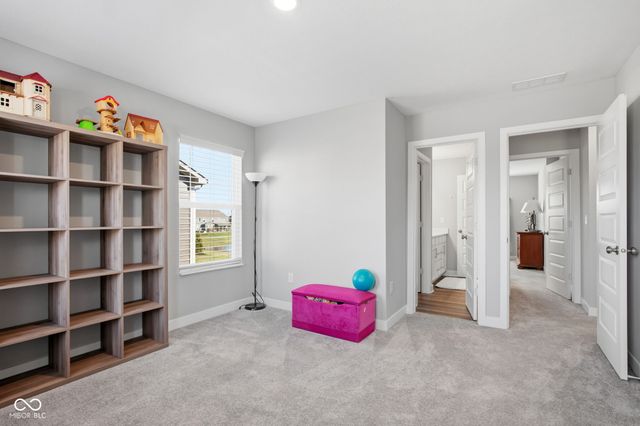 5401 W Stream Drive, Mccordsville, IN 46055