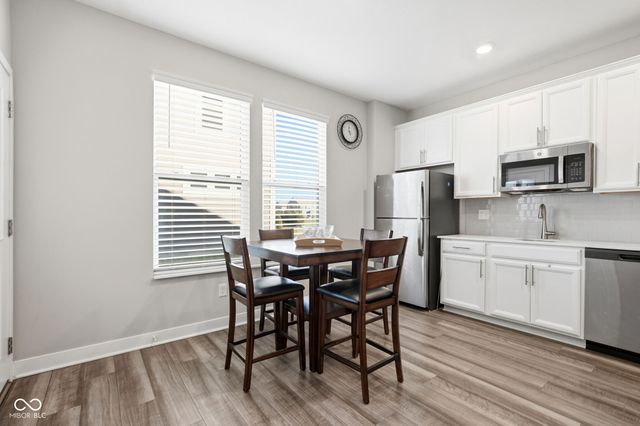 5401 W Stream Drive, Mccordsville, IN 46055