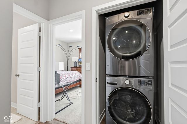 5401 W Stream Drive, Mccordsville, IN 46055