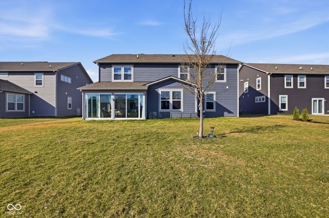 5401 W Stream Drive, Mccordsville, IN 46055