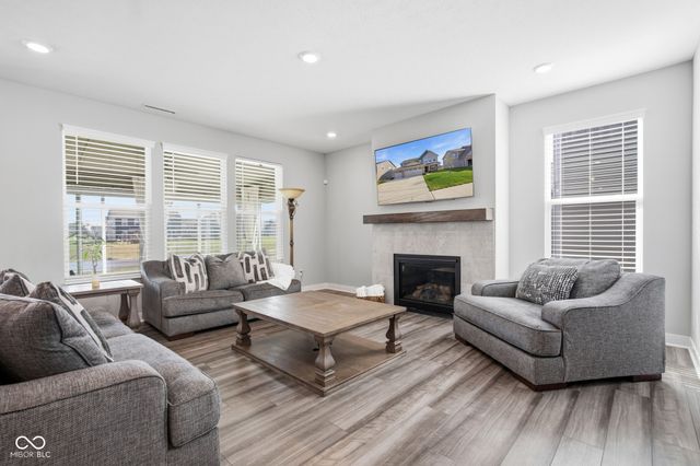 5401 W Stream Drive, Mccordsville, IN 46055