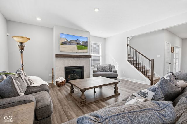 5401 W Stream Drive, Mccordsville, IN 46055