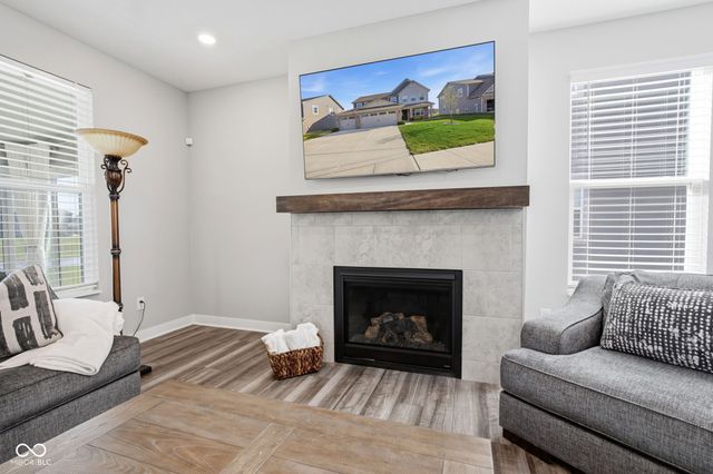 5401 W Stream Drive, Mccordsville, IN 46055