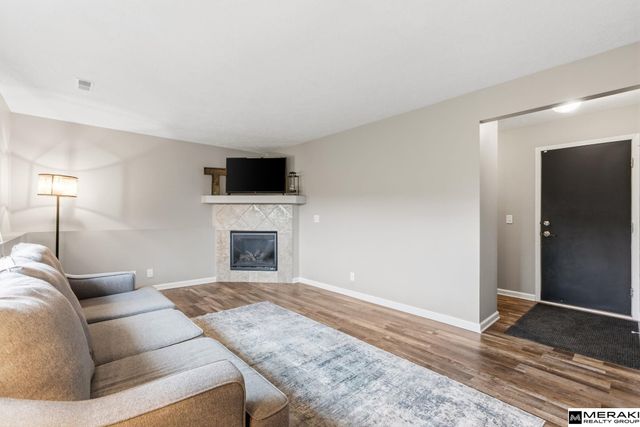 4625 N 160 Street, Omaha, NE 68116