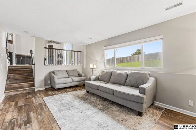 4625 N 160 Street, Omaha, NE 68116