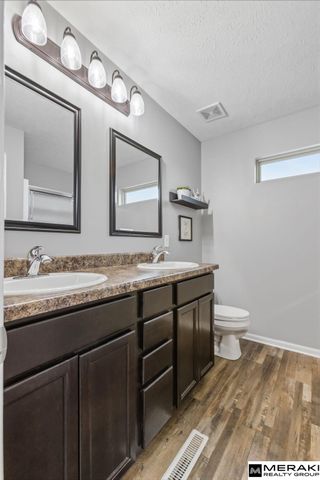 4625 N 160 Street, Omaha, NE 68116