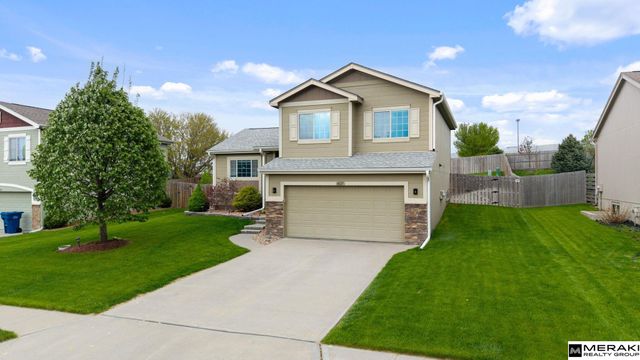 4625 N 160 Street, Omaha, NE 68116
