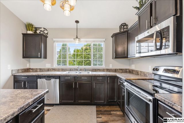 4625 N 160 Street, Omaha, NE 68116