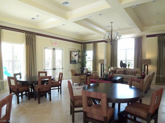 3800 Clearbrook LN, Fort Myers, FL 33966