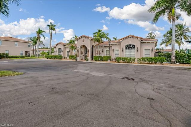 3800 Clearbrook LN, Fort Myers, FL 33966