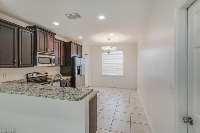 3800 Clearbrook LN, Fort Myers, FL 33966