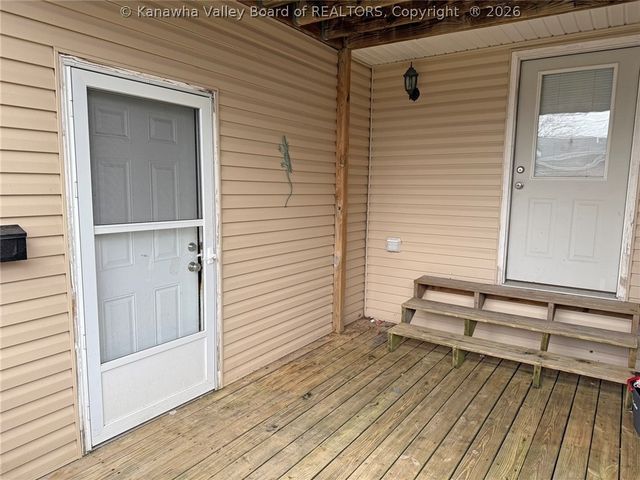 407 Dupont Avenue, Nitro, WV 25143