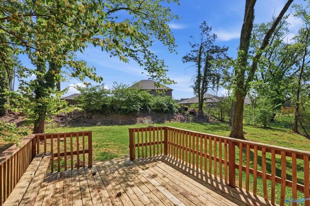 2703 Hilltop Terrace NW, Huntsville, AL 35810