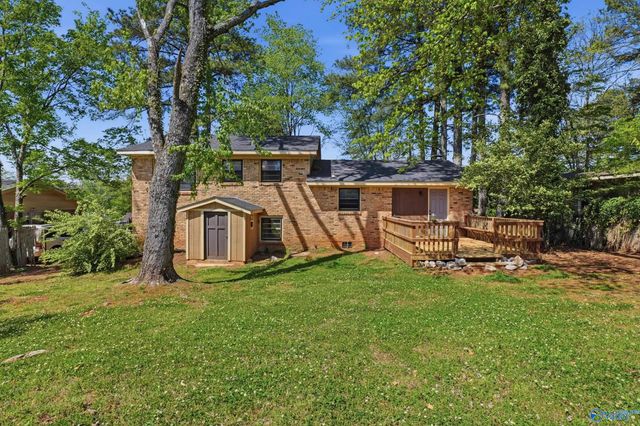 2703 Hilltop Terrace NW, Huntsville, AL 35810