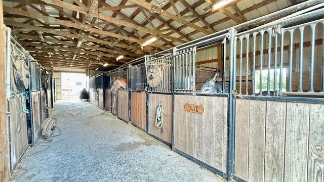 4421 Bayouside Dr, Chauvin, LA 70344