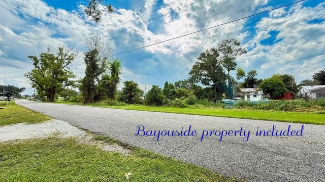 4421 Bayouside Dr, Chauvin, LA 70344