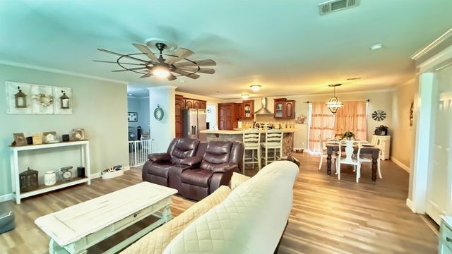 4421 Bayouside Dr, Chauvin, LA 70344