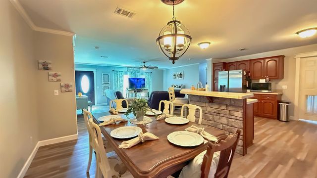 4421 Bayouside Dr, Chauvin, LA 70344