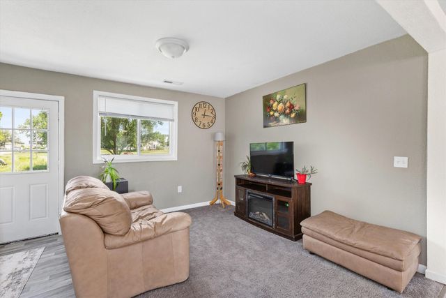 325 E Center Street, Truro, IA 50257