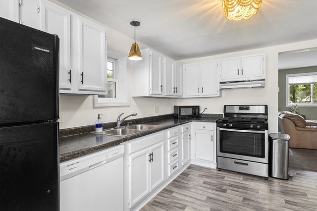 325 E Center Street, Truro, IA 50257