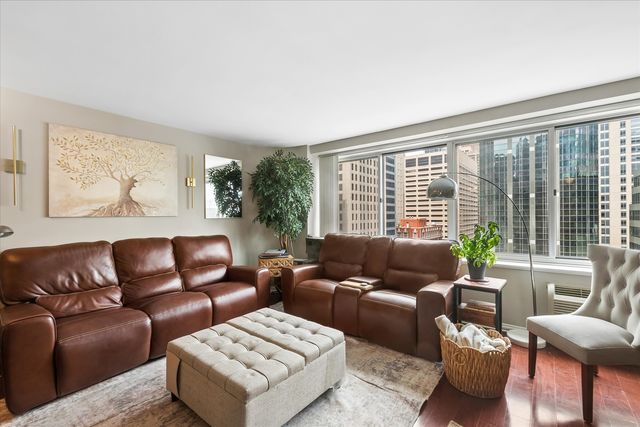 211 E Ohio Street 2208, Chicago, IL 60611