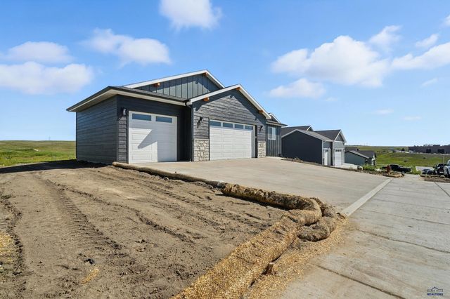 3100 FRAN WAY, Rapid City, SD 57703