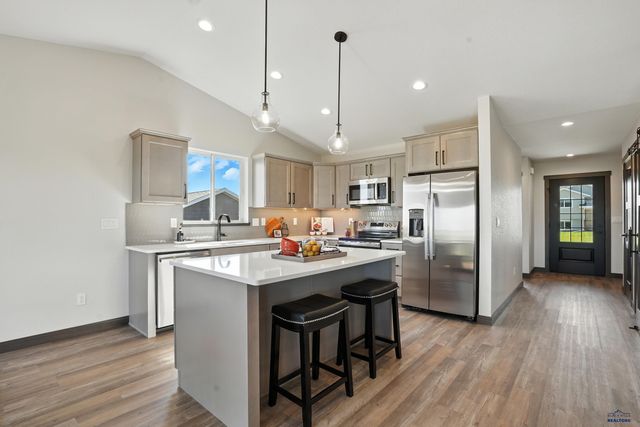 3100 FRAN WAY, Rapid City, SD 57703