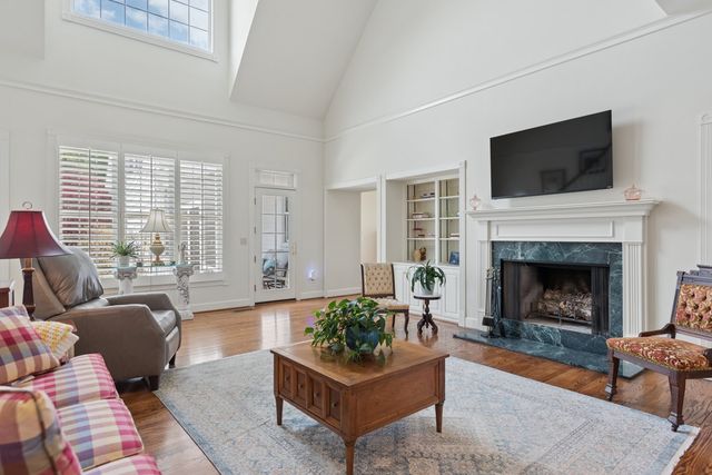 255 Lindsey Hollow Rd, Gallatin, TN 37066