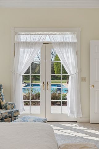 255 Lindsey Hollow Rd, Gallatin, TN 37066