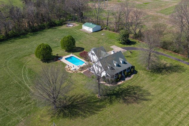 255 Lindsey Hollow Rd, Gallatin, TN 37066