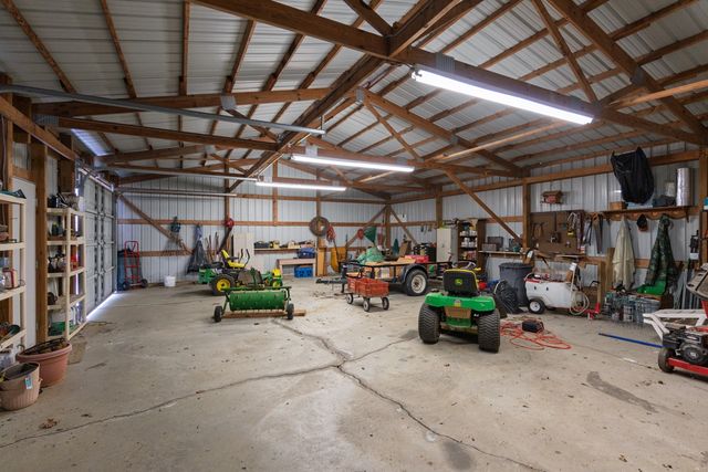 255 Lindsey Hollow Rd, Gallatin, TN 37066