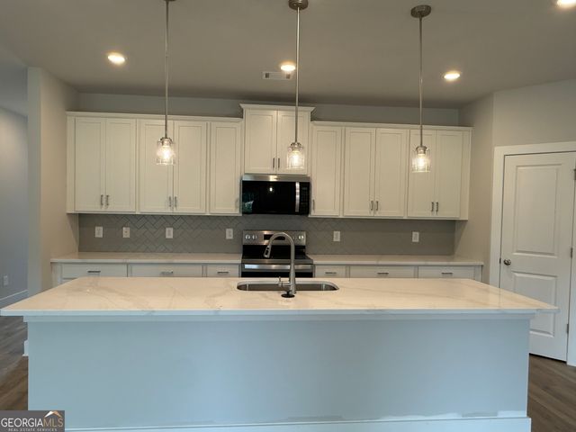 99 Maple Trail, Dawsonville, GA 30534